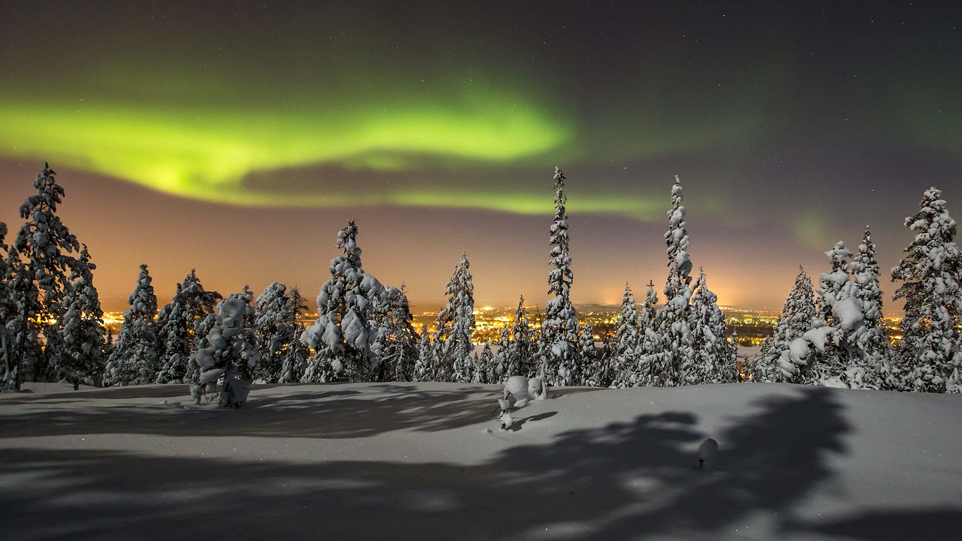Best Time and Place to See the Northern Lights in Finland