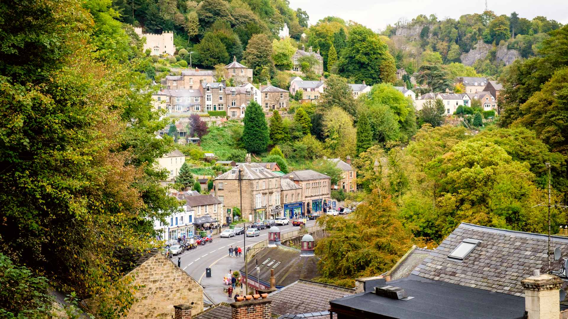 matlock bath surrounded by leafy green trees